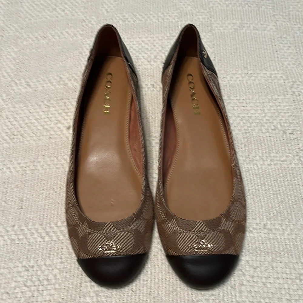 Coach Signature Ballet Flats - Picture 5 of 8